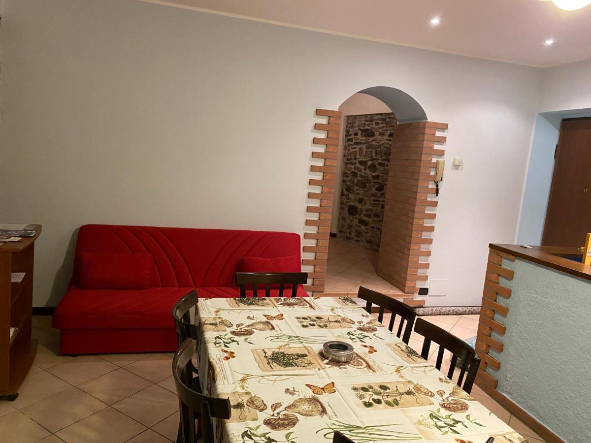 Ferienwohnung Borgo Antico House Cernobbio Exterior foto